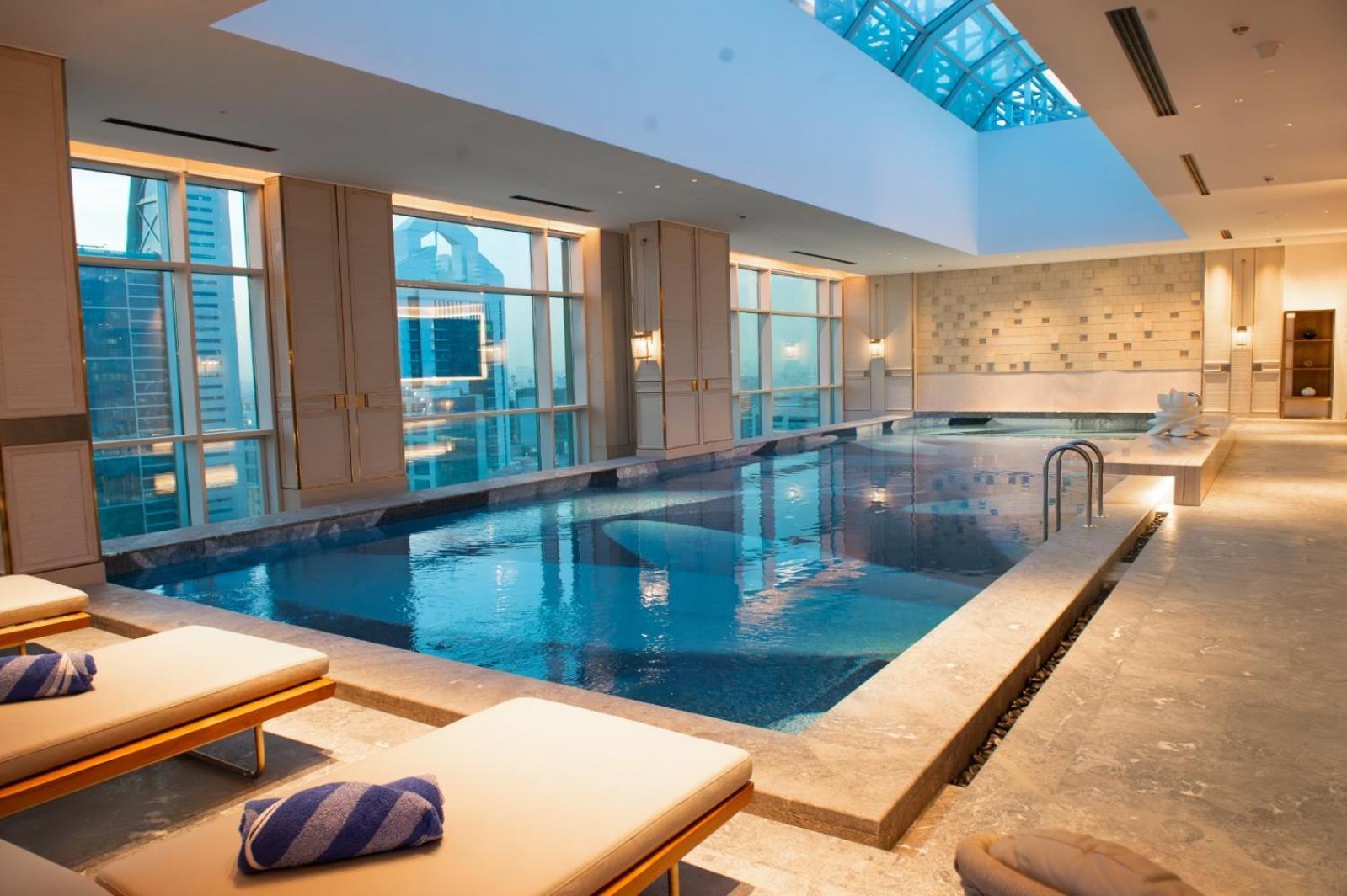 Narcissus The Royal Hotel Rijád Exteriér fotografie The pool at the spa